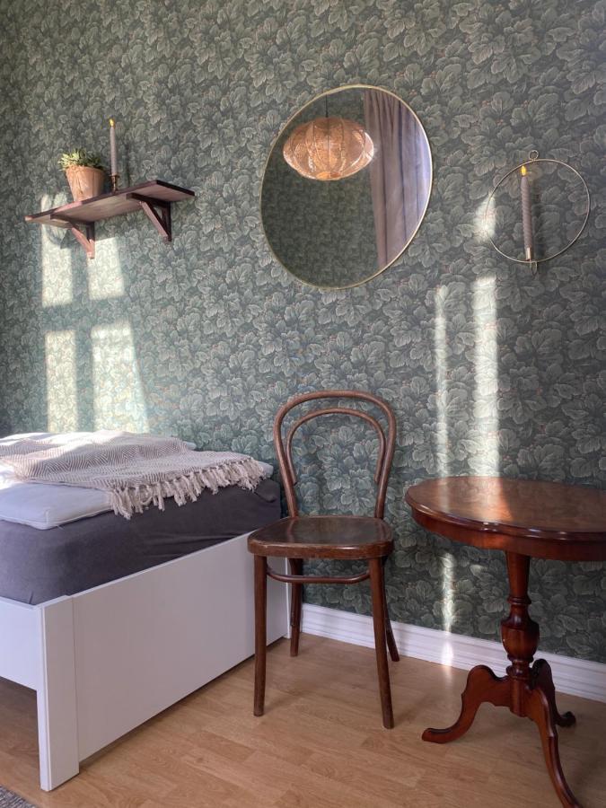 Klostergardens Vandrarhem Varnhem 外观 照片