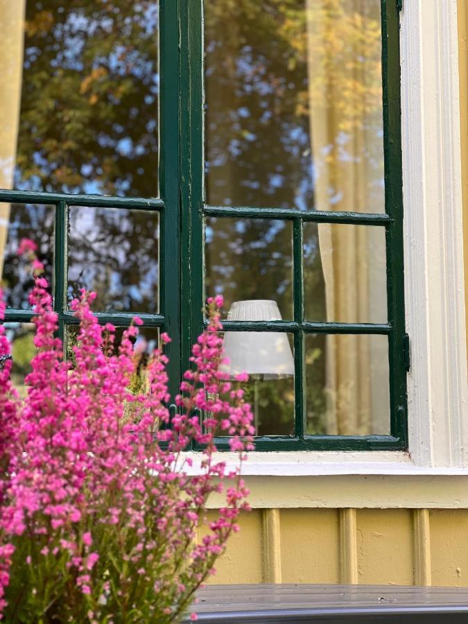 Klostergardens Vandrarhem Varnhem 外观 照片